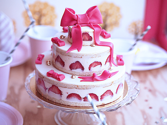 Gateau D Anniversaire Framboisier 6 Pers Artishow Cabaret Gateau D Anniversaire Framboisier 6 Pers Artishow Cabaret
